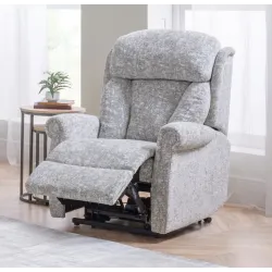 Ashfield Petite Manual Recliner  