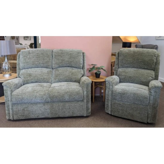 SHOWROOM CLEARANCE ITEM - Celebrity Farndon 2 Seater Sofa & Power Recliner Recliner SHOWROOM CLEARANCE ITEM - Celebrity Farndon 2 Seater Sofa & Power Recliner Recliner